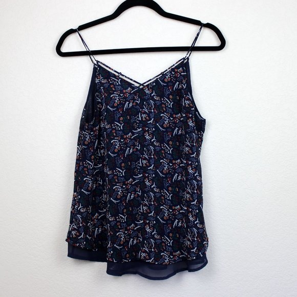 ✨ Closet Refresh - Sienna Sky Navy Floral Tank Top - Picture 4 of 4